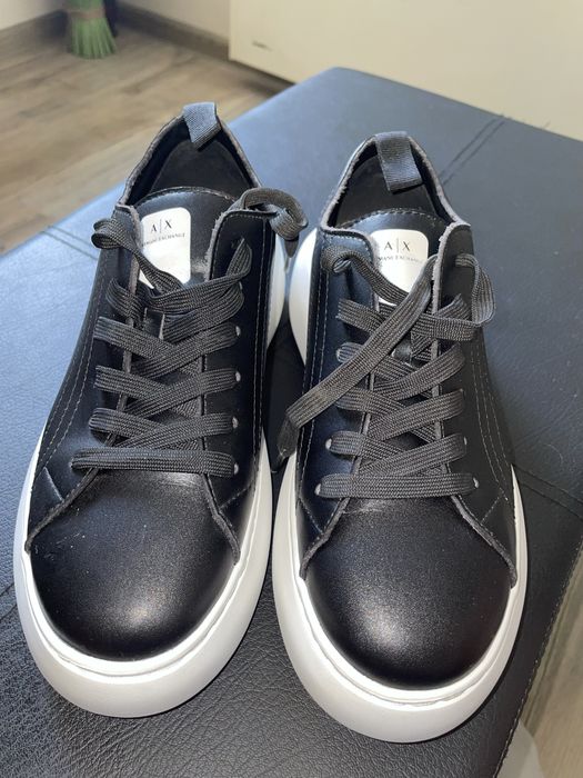 Обувки Armani Exchange (37 номер)