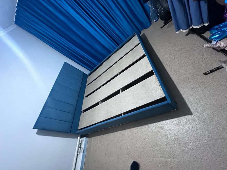 Кровать двухспальная