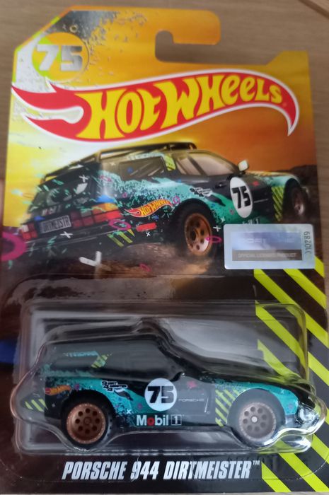 Porsche 944 Dirtmeister - Hot Wheels RLC - количка 1/64