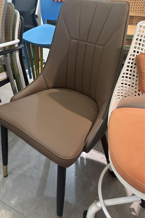 Кожаные стулья премиум класса — стиль и комфорт