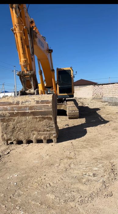 Услуга по аренде экскаватора гусеничный