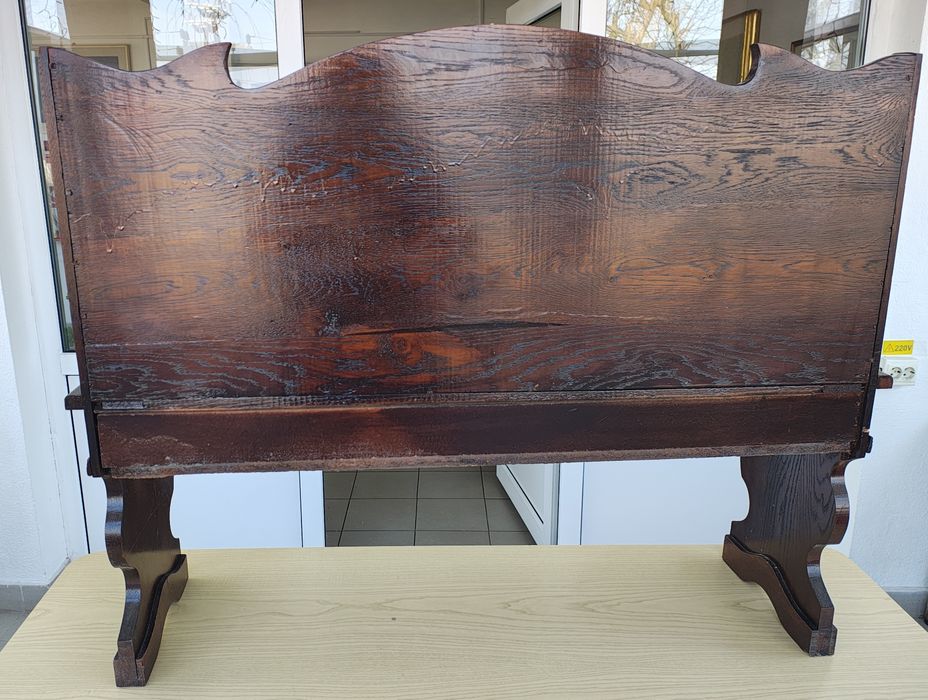 Bancuta lemn masiv cu ladita depozitare, veche,lucrata manual