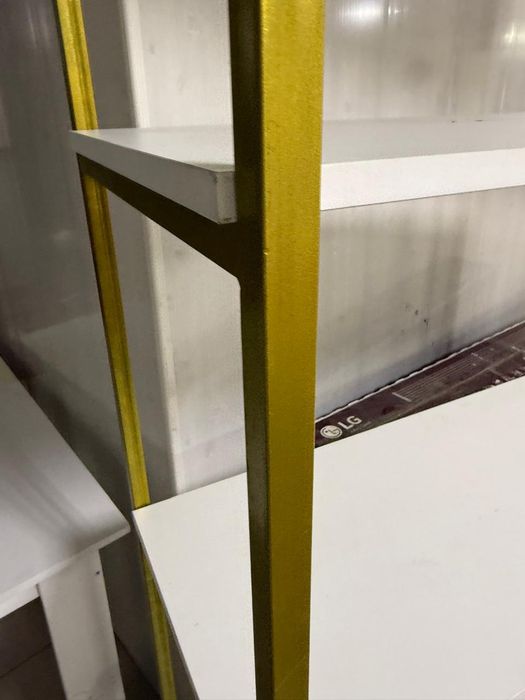 Белый шкаф стеллаж