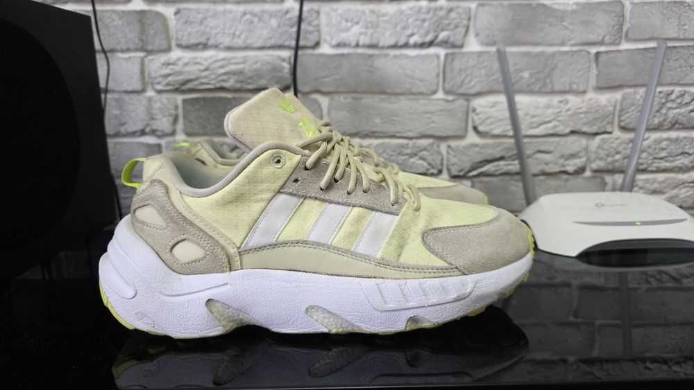 Оригинальные кроссы adidas