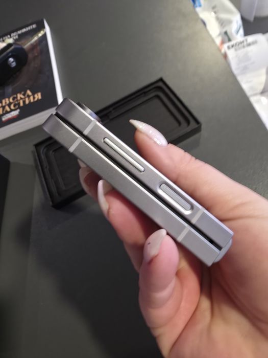 Samsung galaxy z Flip 6