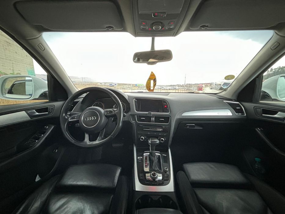 Audi Q5 2.0TDI 177Cp Facelift, Panoramic, Bi-Xenon, Navi, Piele