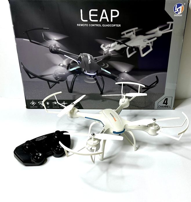 Dron. Дрон. Квадрокоптер игрушка. Без камеры.