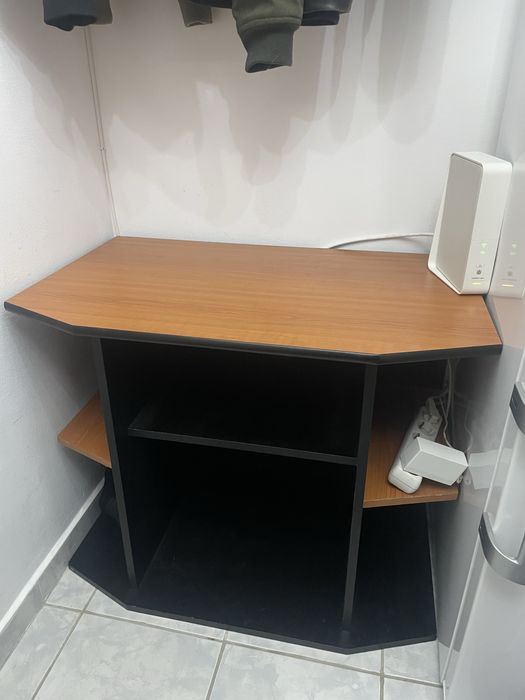 Comoda televizor