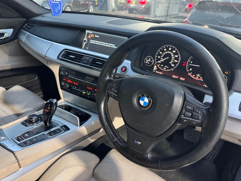Dezmembrez seria7 730d M-Pachet