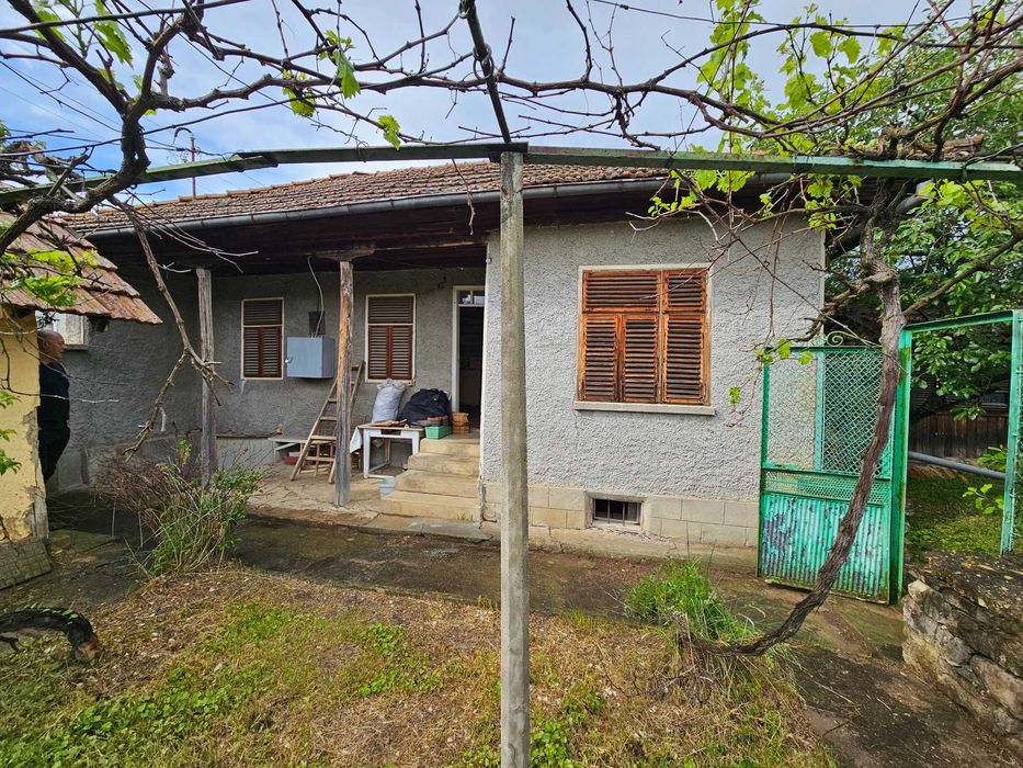 Продава се Къща в с. Добри дял, Област Велико Търново - 70 кв.м за 255 €/кв.м - Снимка #1