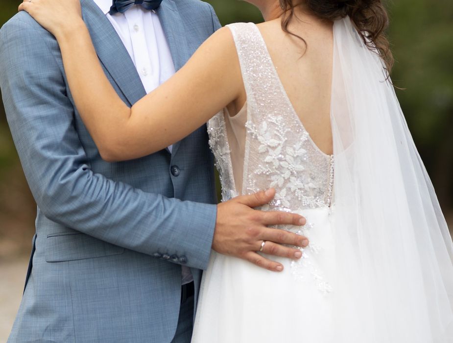 Дизайнерска сватбена рокля