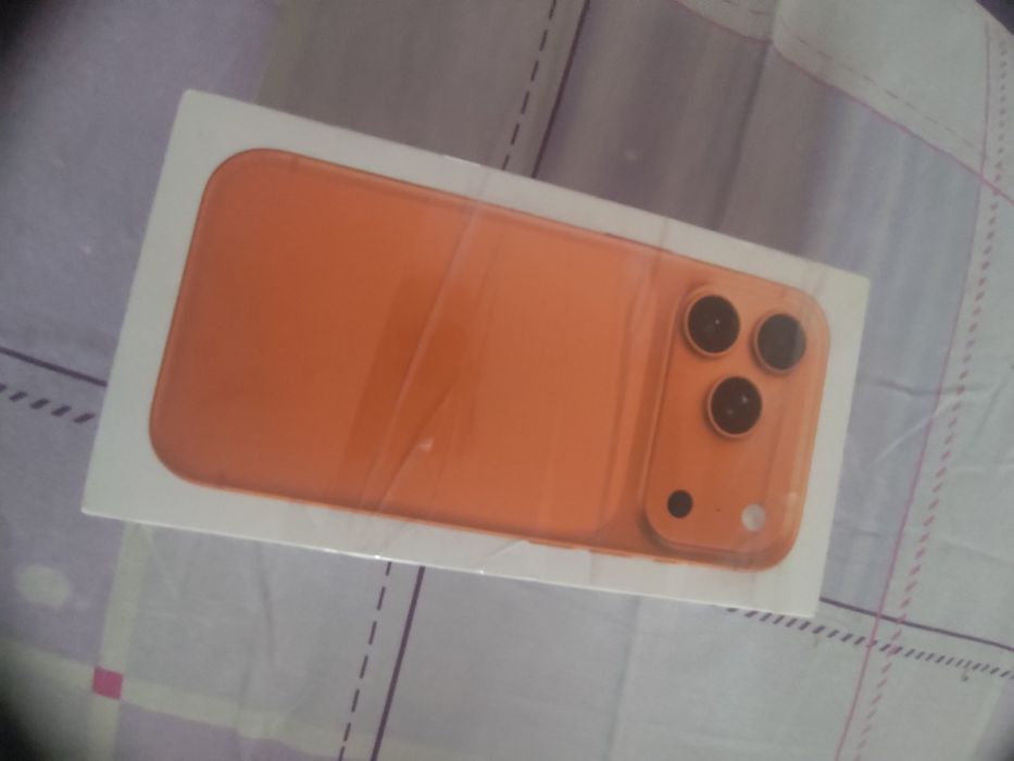 iPhone 17 originală