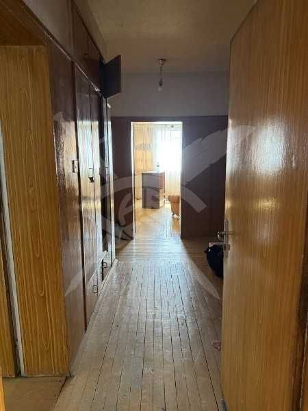 Продава се Многостаен апартамент в Асеновград - 140 кв.м за 929 €/кв.м - Снимка #3