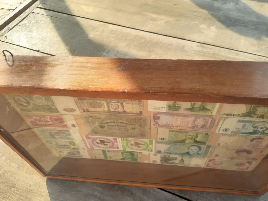 Продаётся Коллекция денег