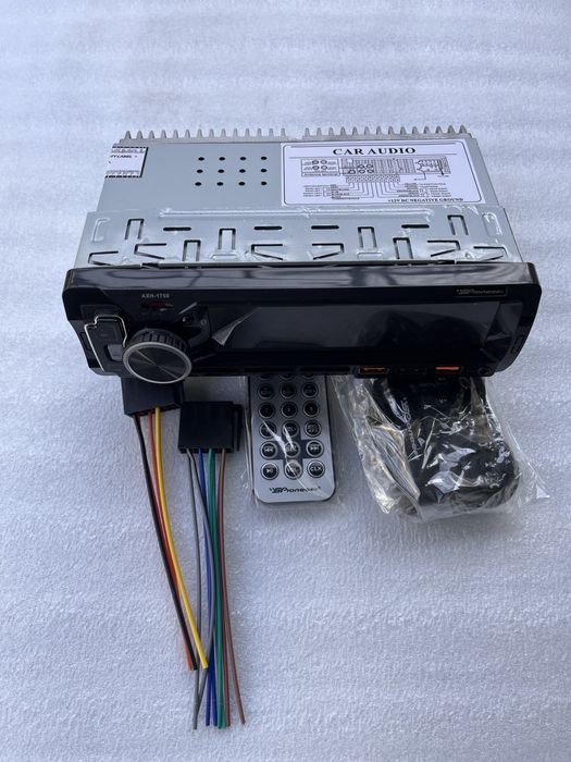 Магнитола автомобильная