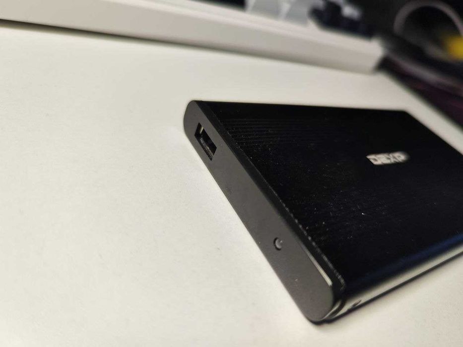 Продам кейс под внешний жесткий диск