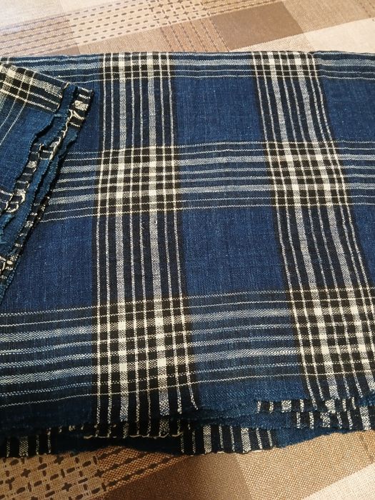 Домашно тъкани платове