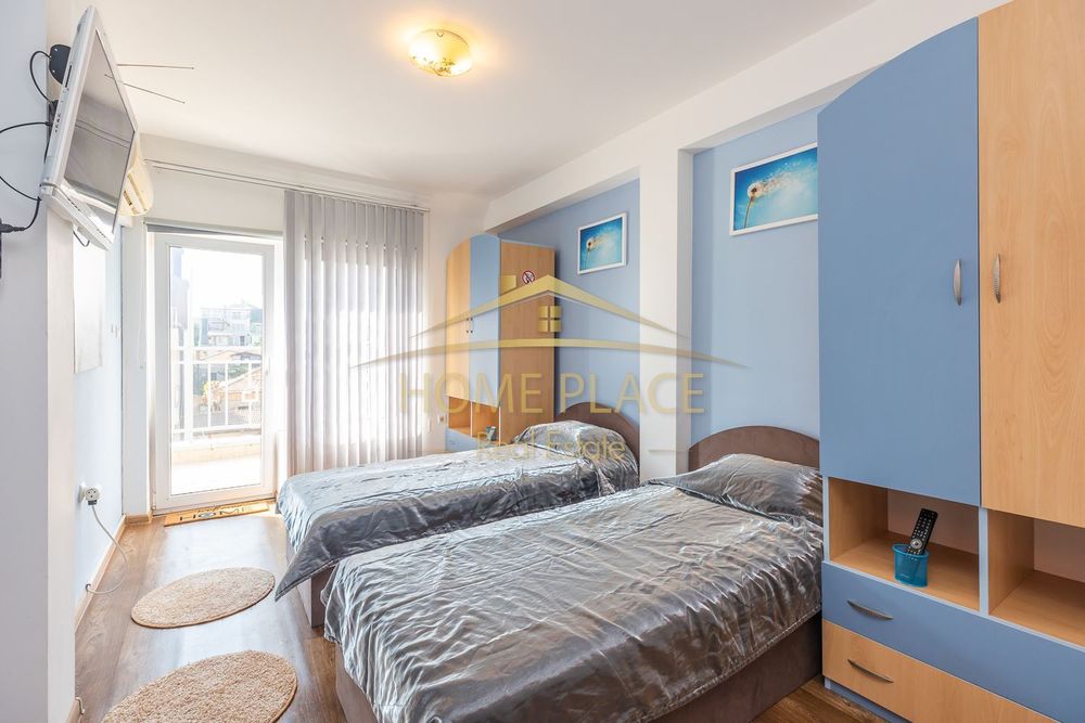 Дава се под наем Четиристаен апартамент в Варна, Център - 150 кв.м за 1530 € - Снимка #8