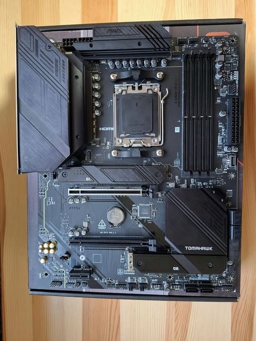 MSI B650 Tomahawk Wifi