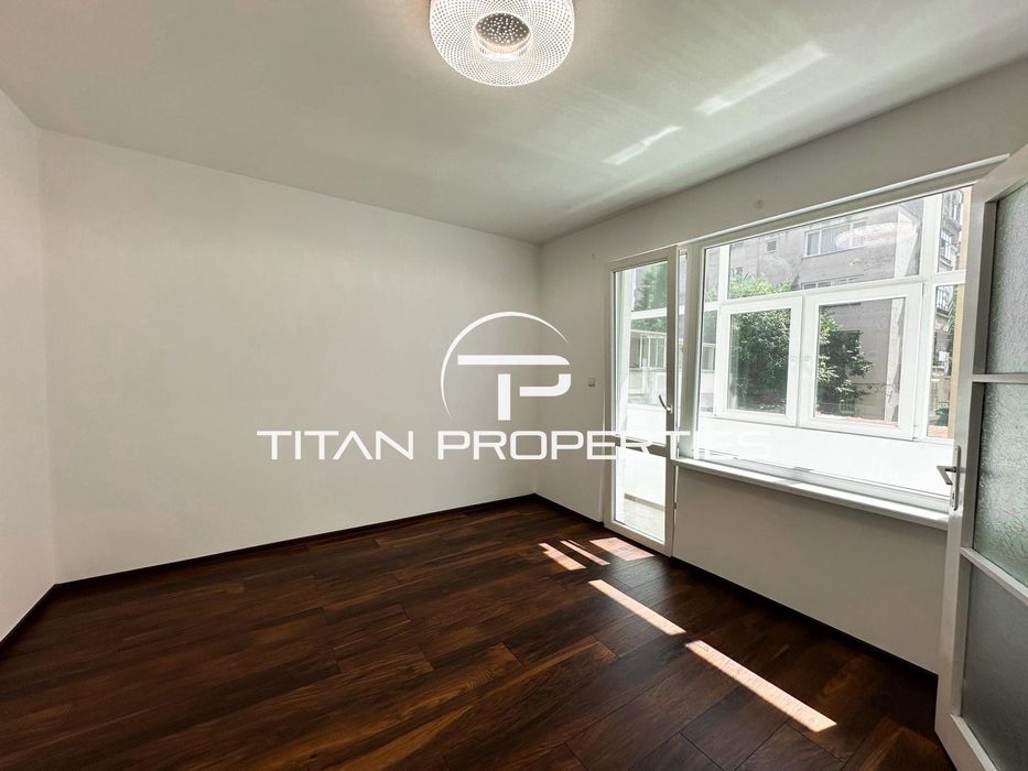 Дава се под наем Двустаен апартамент в Бургас, Център - 55 кв.м за 484.5 € - Снимка #6