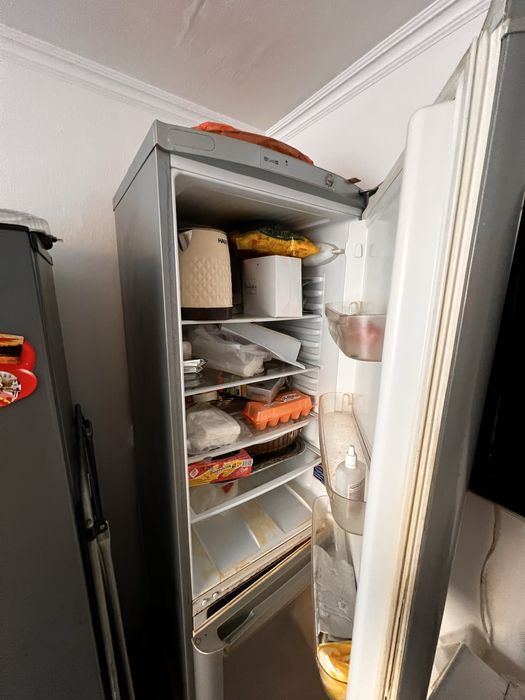 Холодильник indesit