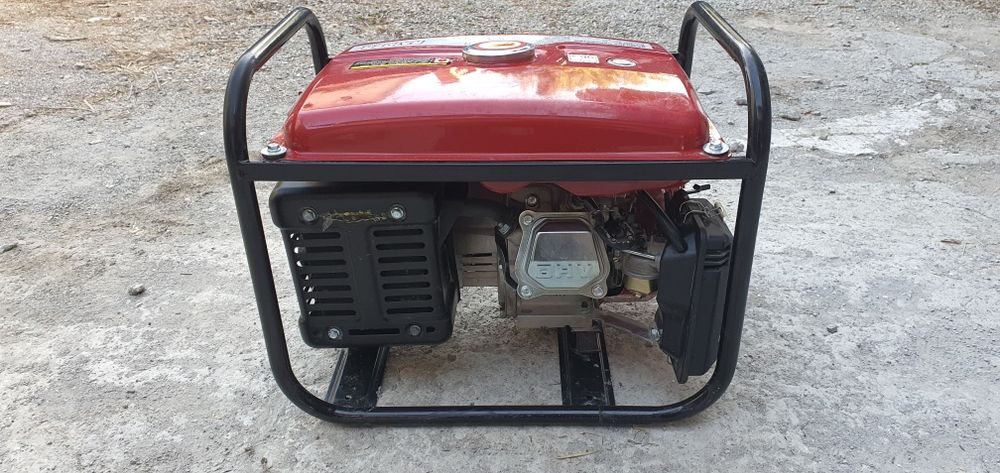 Generator benzina Raider , putere 2.8 kw, cadru metalic