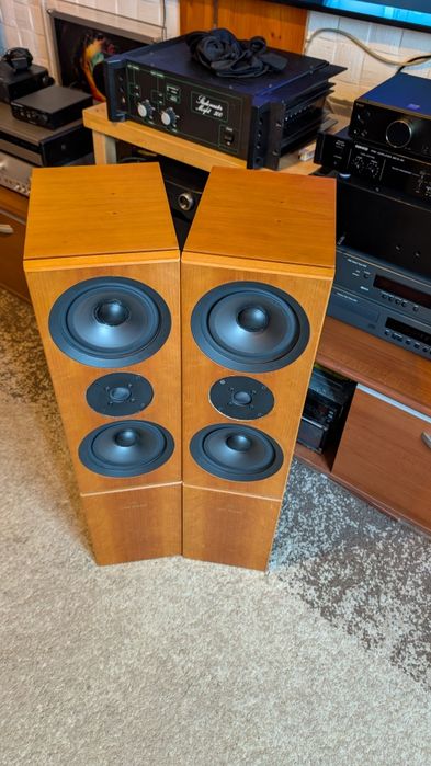 Linn  keilidh ( schimb) boxe podea de top