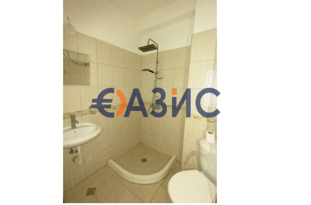 2-стаен апартамент на 3-ти етаж,комплекс Блу Бей на първа линия море