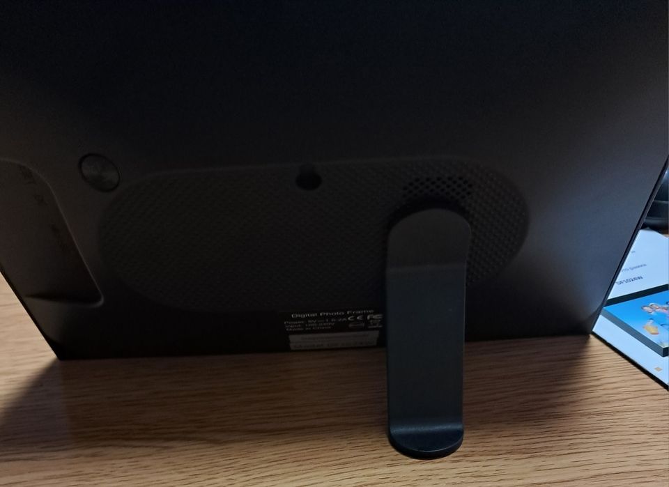 Фоторамка XMart DF 1024 W