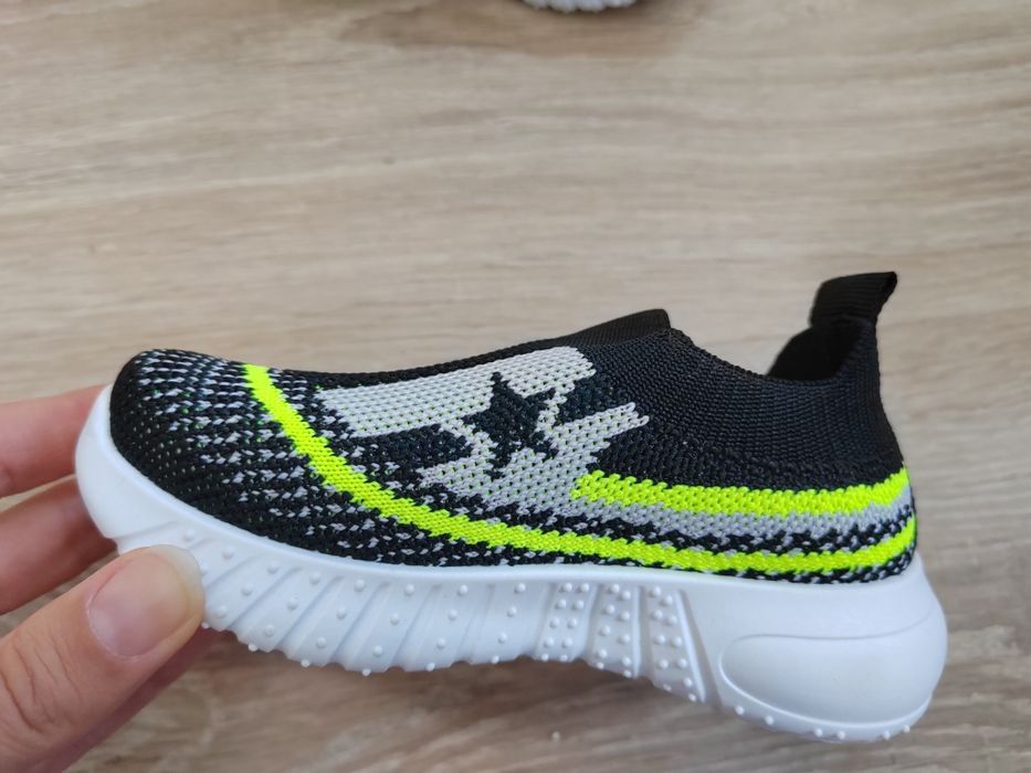 Детски обувки за градина