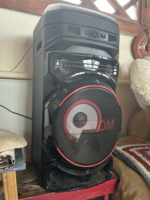 Sistem audio LG XBOOM RNC5, Karaoke, Wireless Party Link, Double Bass-Boost, Negru