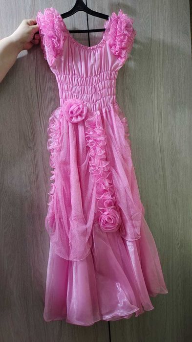 Продам платье 36 размер