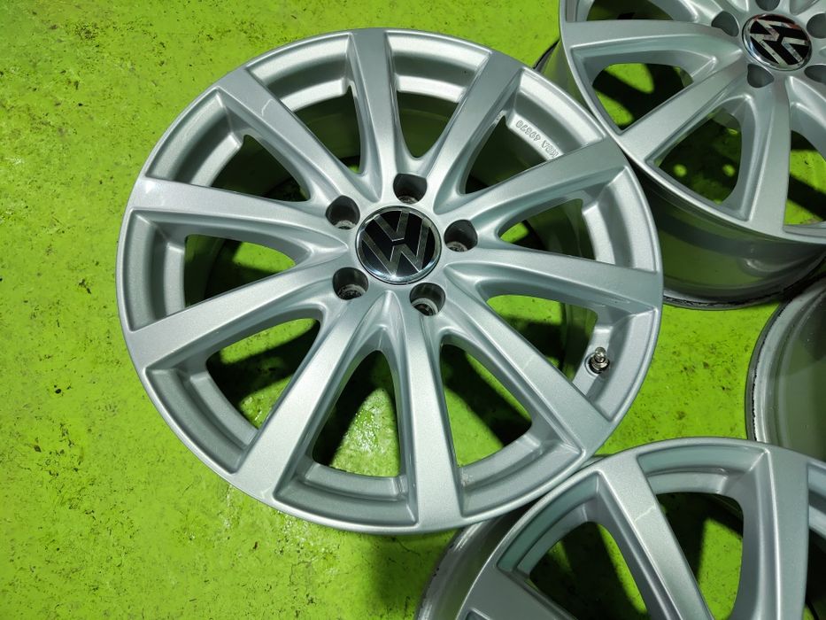 17 5x112 Vw Passat Touran Caddy Golf skoda 5х112
