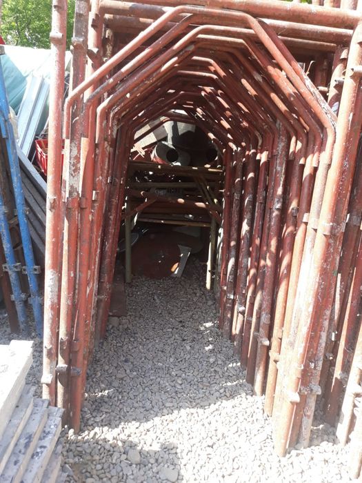 Schele metalice italiene