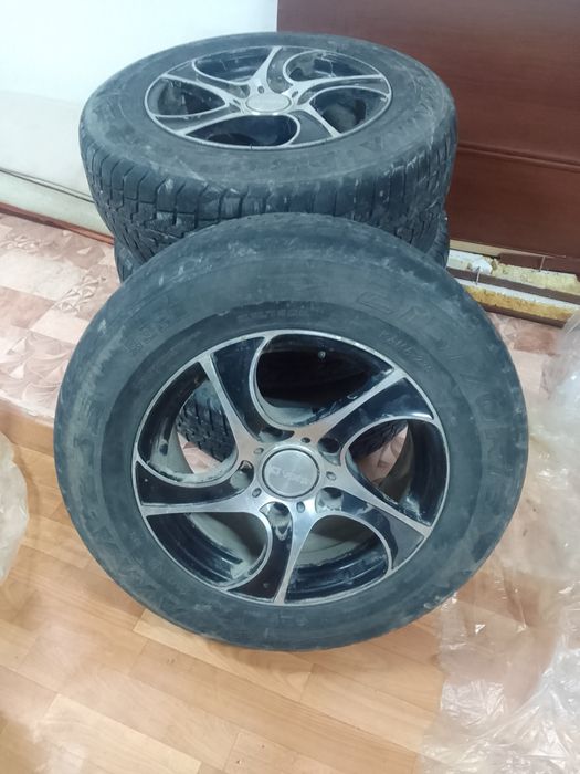 Продам диски комплект