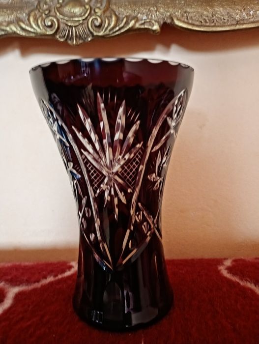 Lot rubin și ceramică. Stare foarte bună.