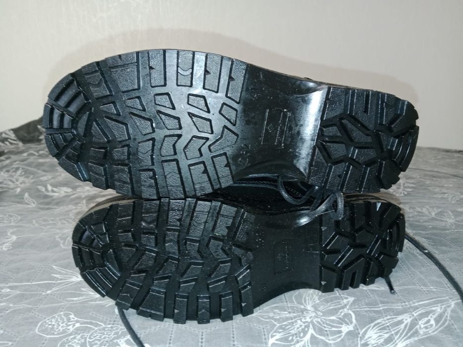 Новые берцы 41 размер