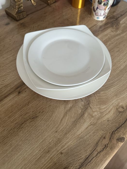 Продам тарелки разных видов белые все