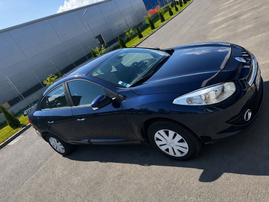 RENAULT FLUENCE 1.5 dCi 110 CP | 3.300 € | Consum urban 5,6 L/100 km