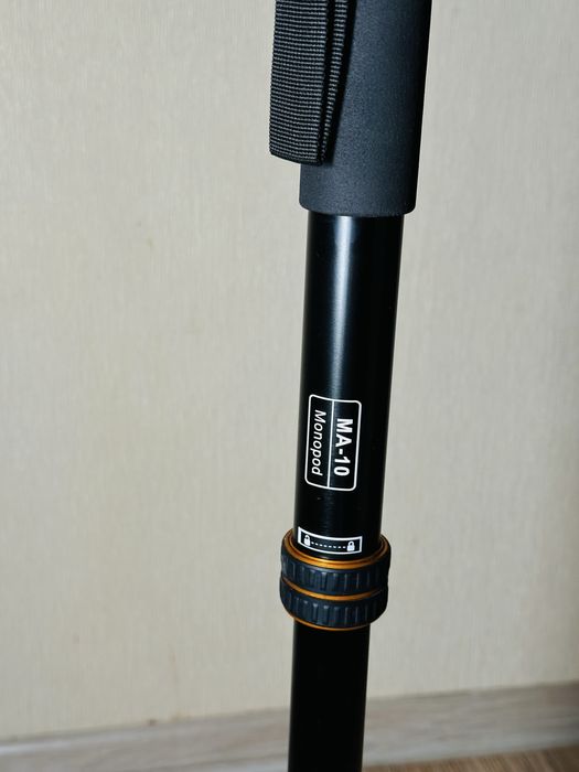 Монопод E-Image MA10