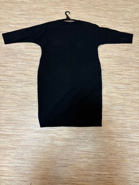 Продам  платья  не дорого.