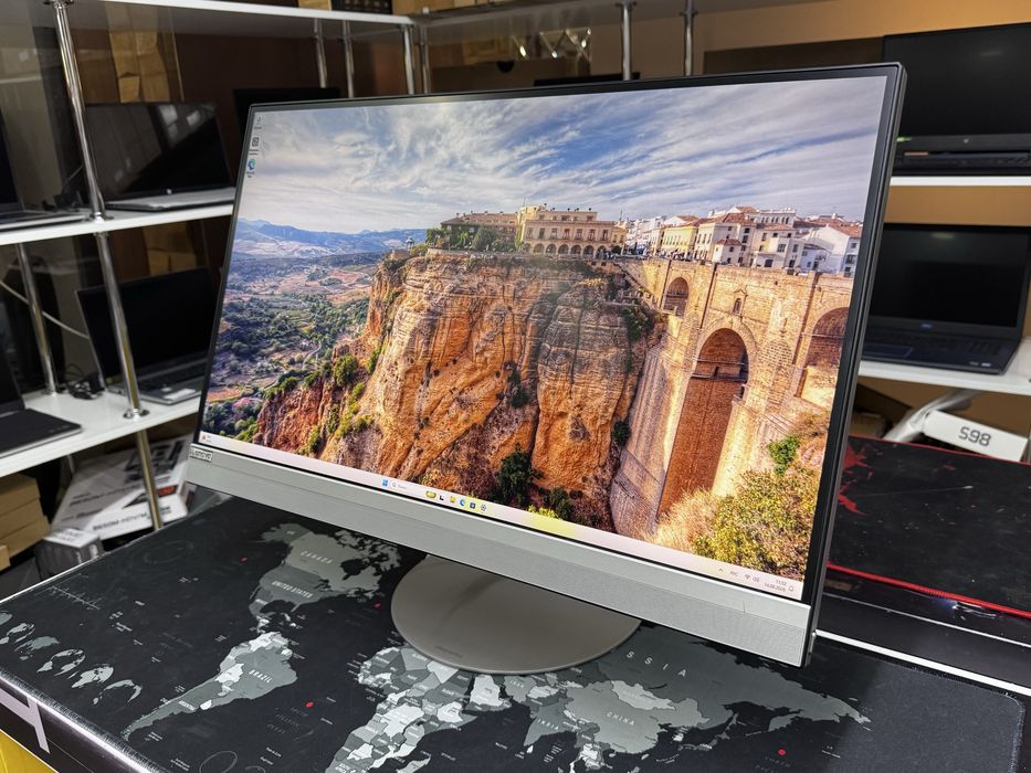 Моноблок Lenovo AIO 27’ i5-8400T/16GB/SSD256GB