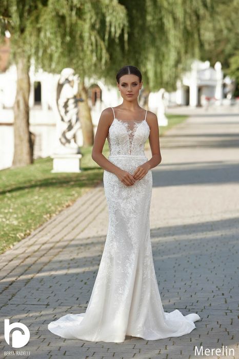 Rochie de mireasa (tip sirena)