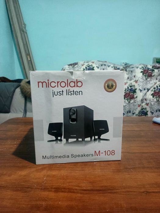 Microlab M-108 yangi iwlatilmagan noviy padarkaga kelgan sovga