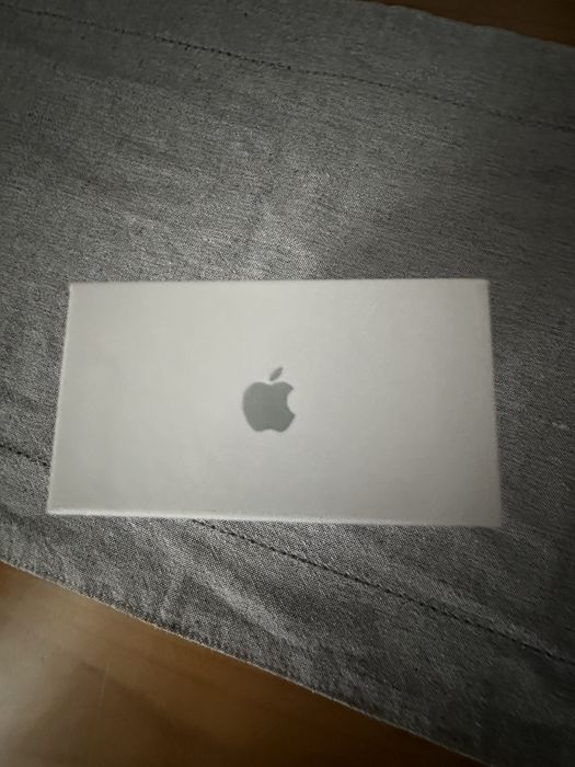 Vand air pods pro 3 originale cu garantie pana in 2027