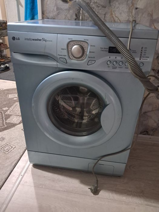 Продам стиральную машину