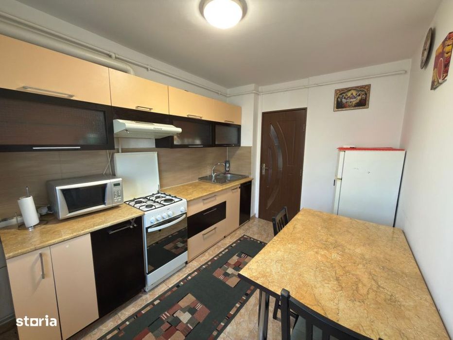 Apartament 2 camere de inchiriat, 56 mp, zona Malu Rosu