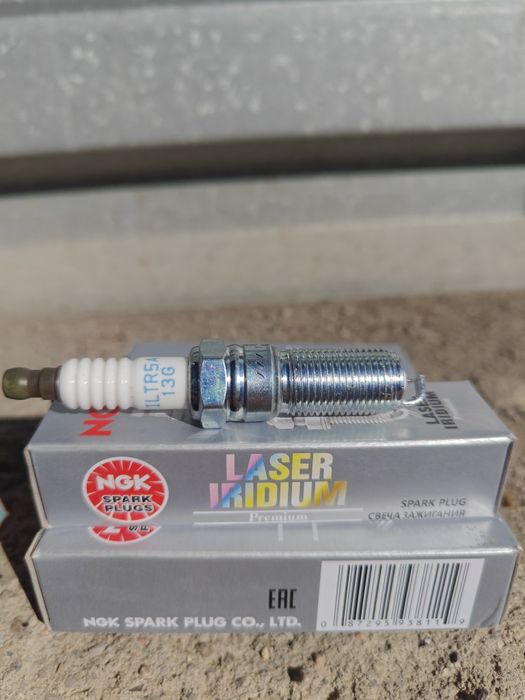 Иридиевые свечи NGK