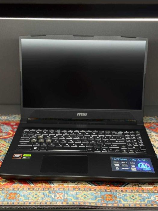 MSI Sword GF66 R7-8845HS / D5-16G / 512G / 15.6" 144Hz / RTX4060