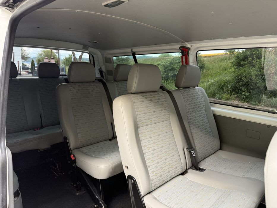 VW Transporter T5 Modelul Lung 2.0 Tdi Euro 5 cu 8+1 Locuri